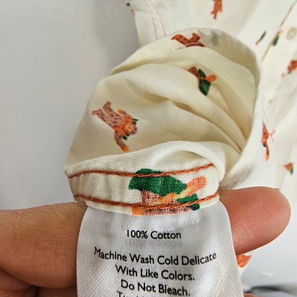 NEW Eddie Bauer Mr Short Sleeve Baja Shirt Class Fit Big Foot Print Men M Ivory - Picture 8 of 9